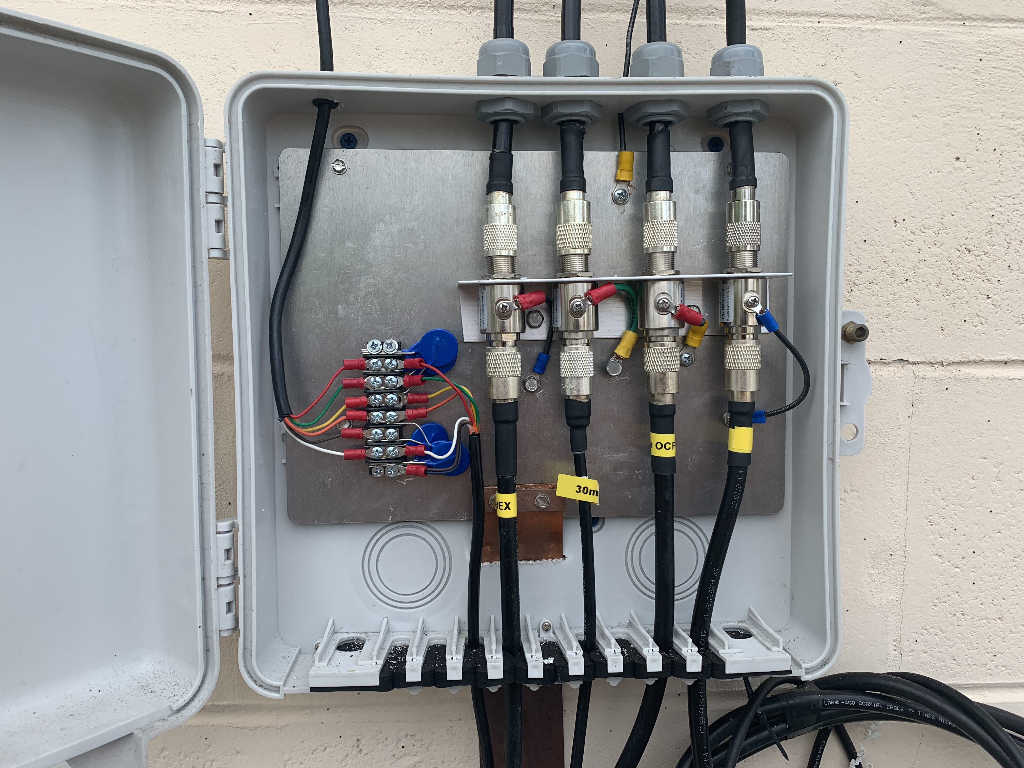 Added a 4th lightning arrestor to the ground panel